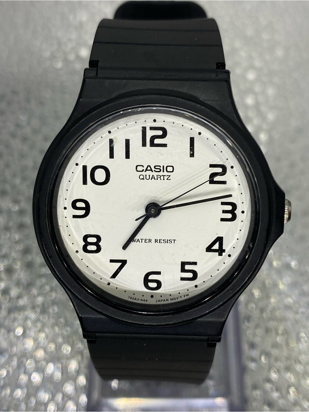 Men’s ^^^ Casio  *** Quartz Black / White Classic Wristwatch ***
